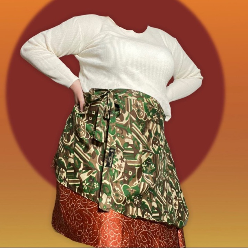 Reversible wrap skirt with an amazing print